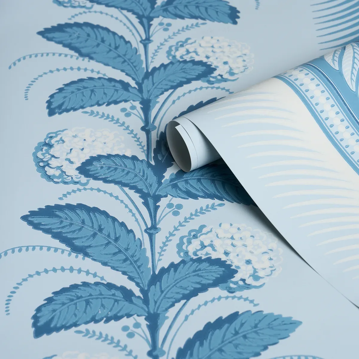 HYDRANGEA DRAPE DELFT Schumacher Wallpaper wallpaper - SKU 5004454