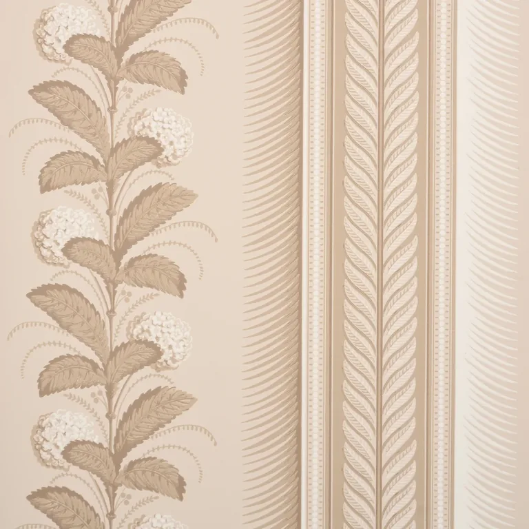 Schumacher HYDRANGEA DRAPE wallpaper, color FAWN, SKU 5004453