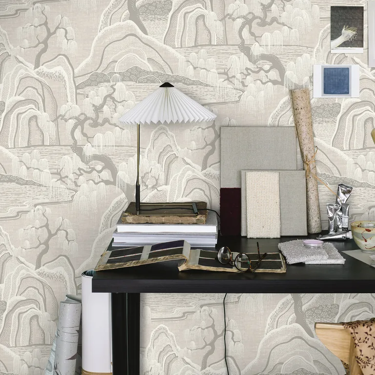Schumacher INDIGO GARDEN wallpaper, color GREY, SKU 3134