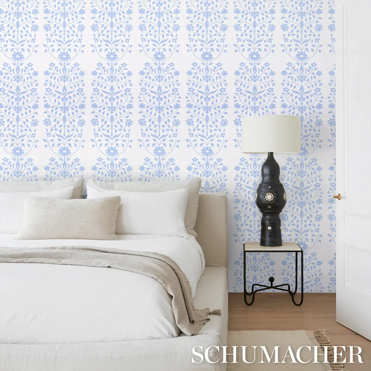 JAIPUR MUGHAL FLOWER - BLUE Schumacher Wallpaper | Wallpaper JAIPUR MUGHAL FLOWER BLUE Schumacher Wallpaper wallpaper - SKU 5014460
