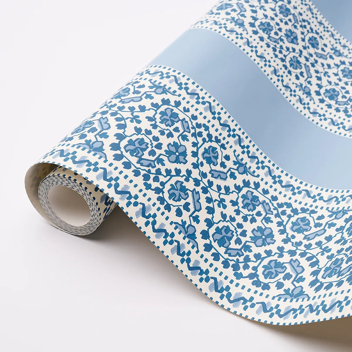 JASMINE INDIGO Schumacher Wallpaper wallpaper - SKU 5014340