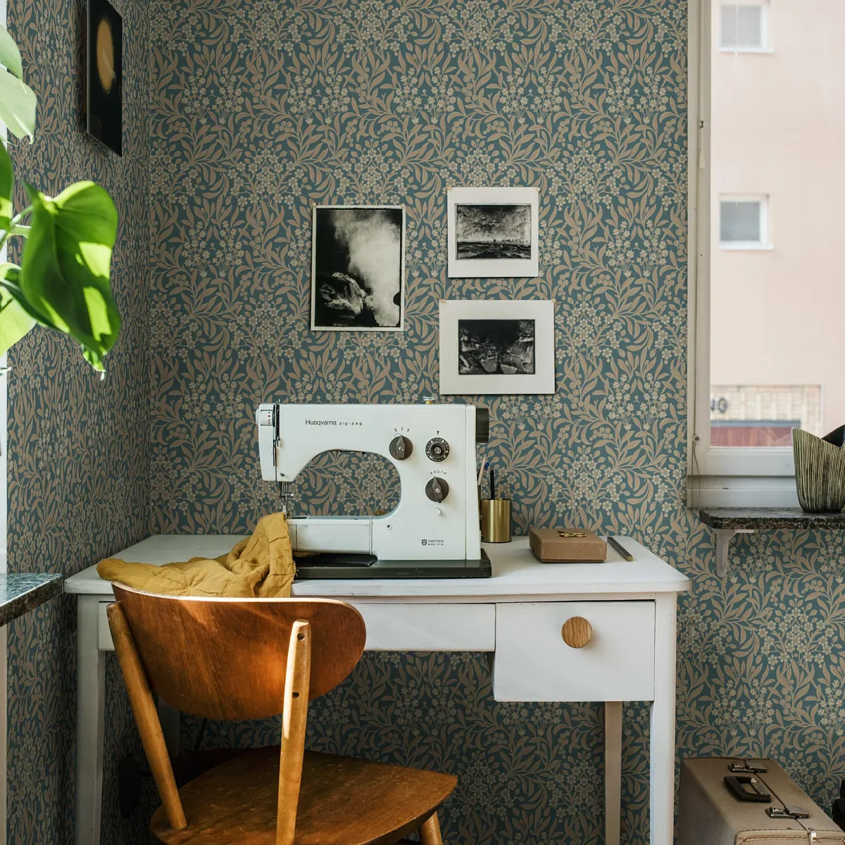 KRYDDHYLLAN - MINERAL Schumacher Wallpaper | Wallpaper Twins KRYDDHYLLAN MINERAL Schumacher Wallpaper wallpaper - SKU 4187