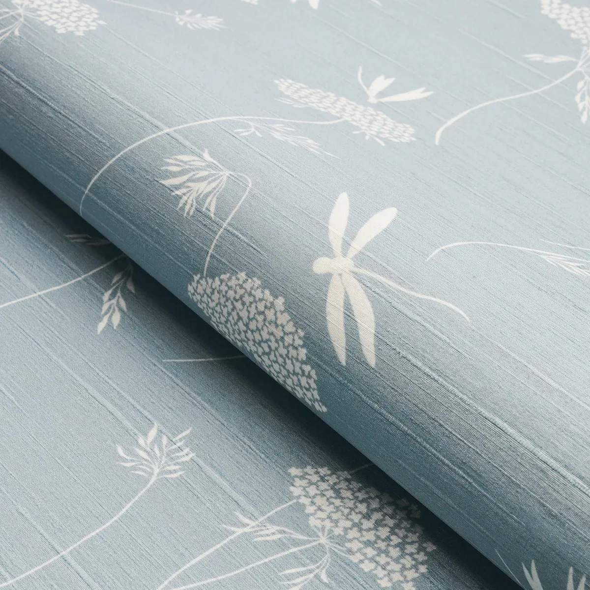 LA LIBELLULE SILK CIEL Schumacher Wallpaper wallpaper - SKU 5015191