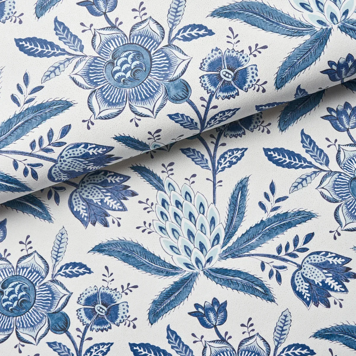 LAFAYETTE BOTANICAL - CORNFLOWER Schumacher Wallpaper | Wall LAFAYETTE BOTANICAL CORNFLOWER Schumacher Wallpaper wallpaper - SKU 5013750