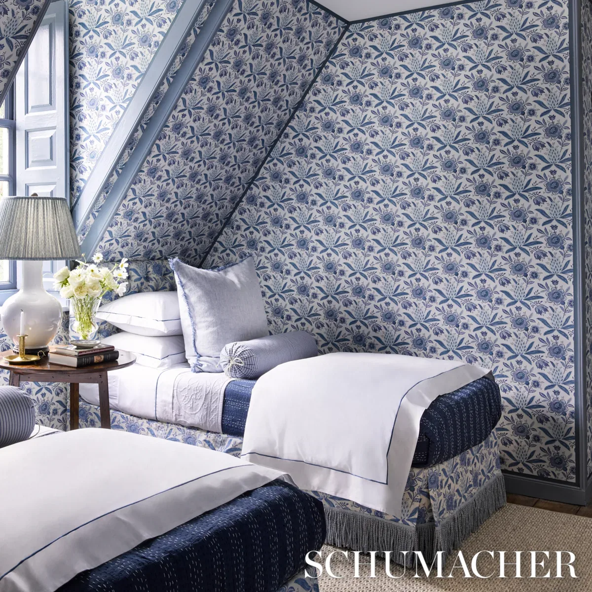 LAFAYETTE BOTANICAL - CORNFLOWER Schumacher Wallpaper | Wall LAFAYETTE BOTANICAL CORNFLOWER Schumacher Wallpaper wallpaper - SKU 5013750