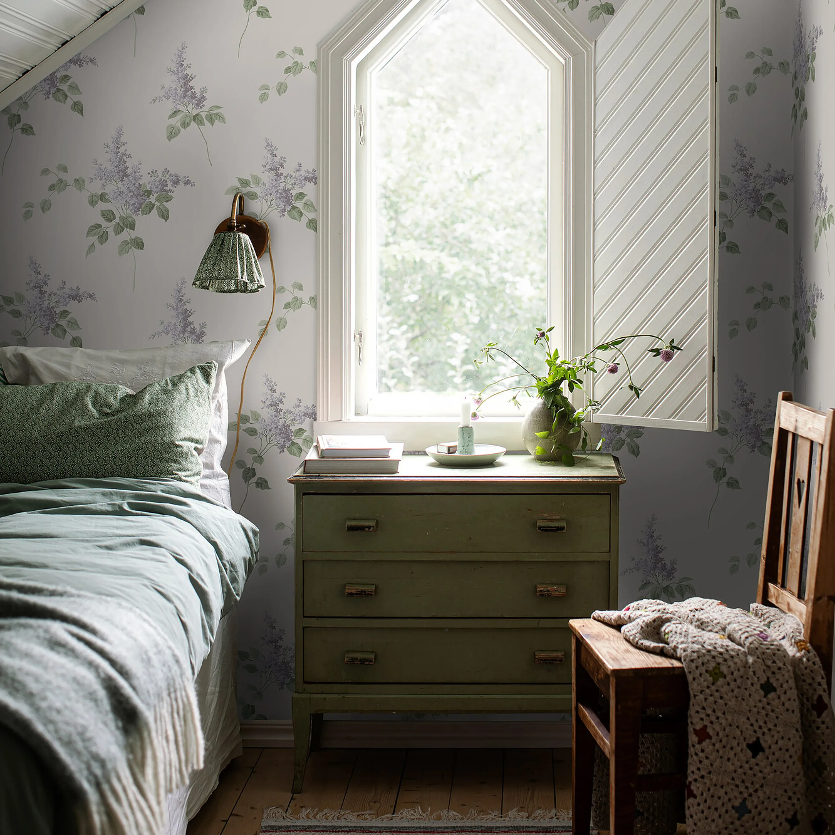 LILACS LILAC Schumacher Wallpaper wallpaper - SKU 7668