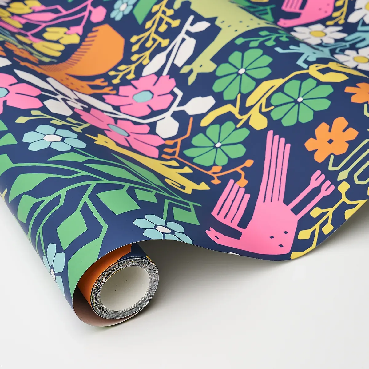 LUPITA - MULTI ON NAVY Schumacher Wallpaper | Wallpaper Twin LUPITA MULTI ON NAVY Schumacher Wallpaper wallpaper - SKU 5013760