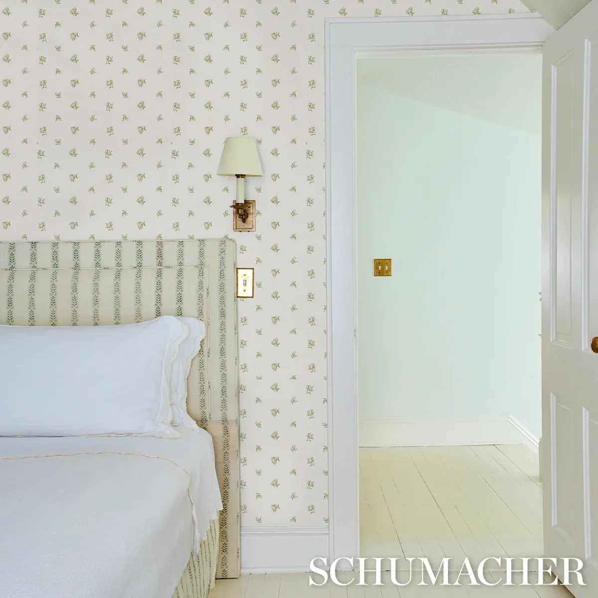 MARGIE FLORAL GRIS Schumacher Wallpaper wallpaper - SKU 5014741