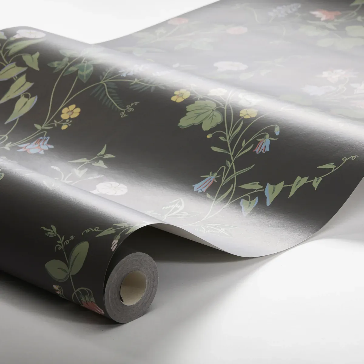 MIDSUMMERS EVE CHARCOAL Schumacher Wallpaper wallpaper - SKU 7679