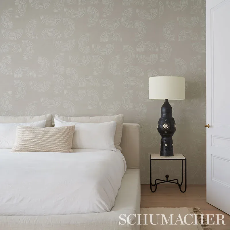 QUANSOO IVORY ON NEUTRAL Schumacher Wallpaper wallpaper - SKU 5012401