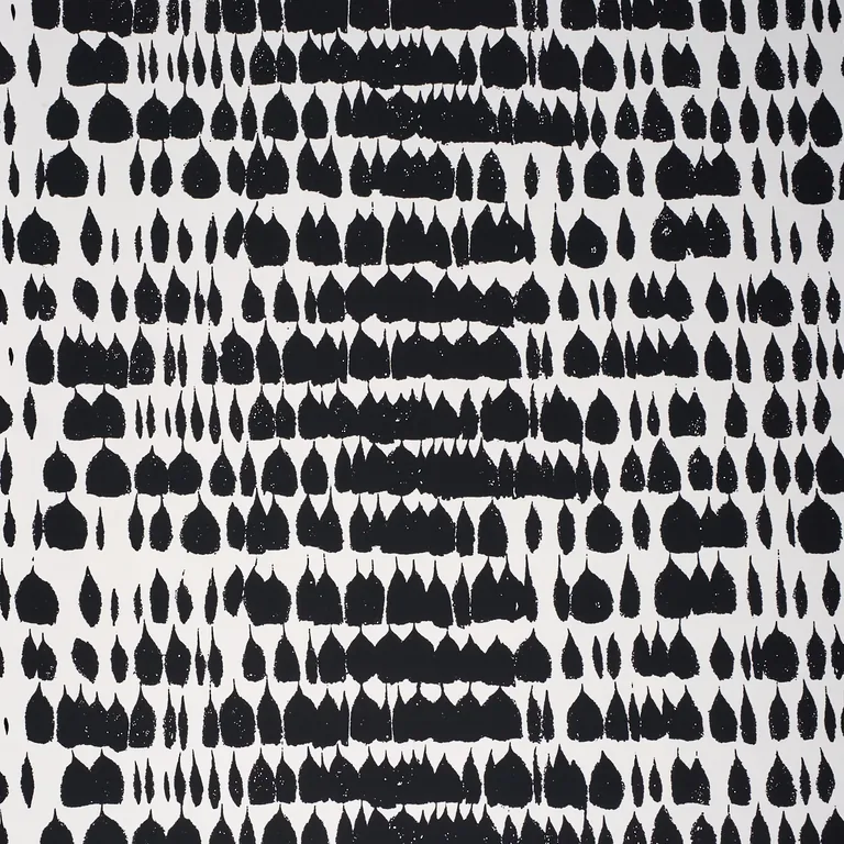 Schumacher QUEEN OF SPAIN wallpaper, color BLACK, SKU 5005881