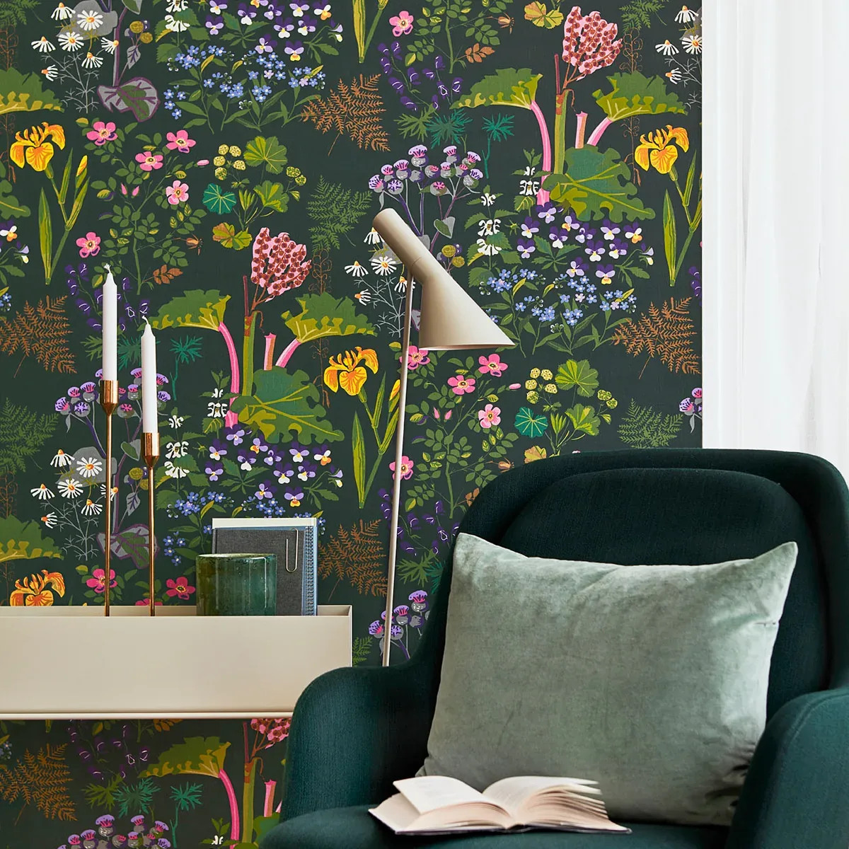 RABARBER - CHARCOAL MULTI Schumacher Wallpaper | Wallpaper T RABARBER CHARCOAL MULTI Schumacher Wallpaper wallpaper - SKU 1791
