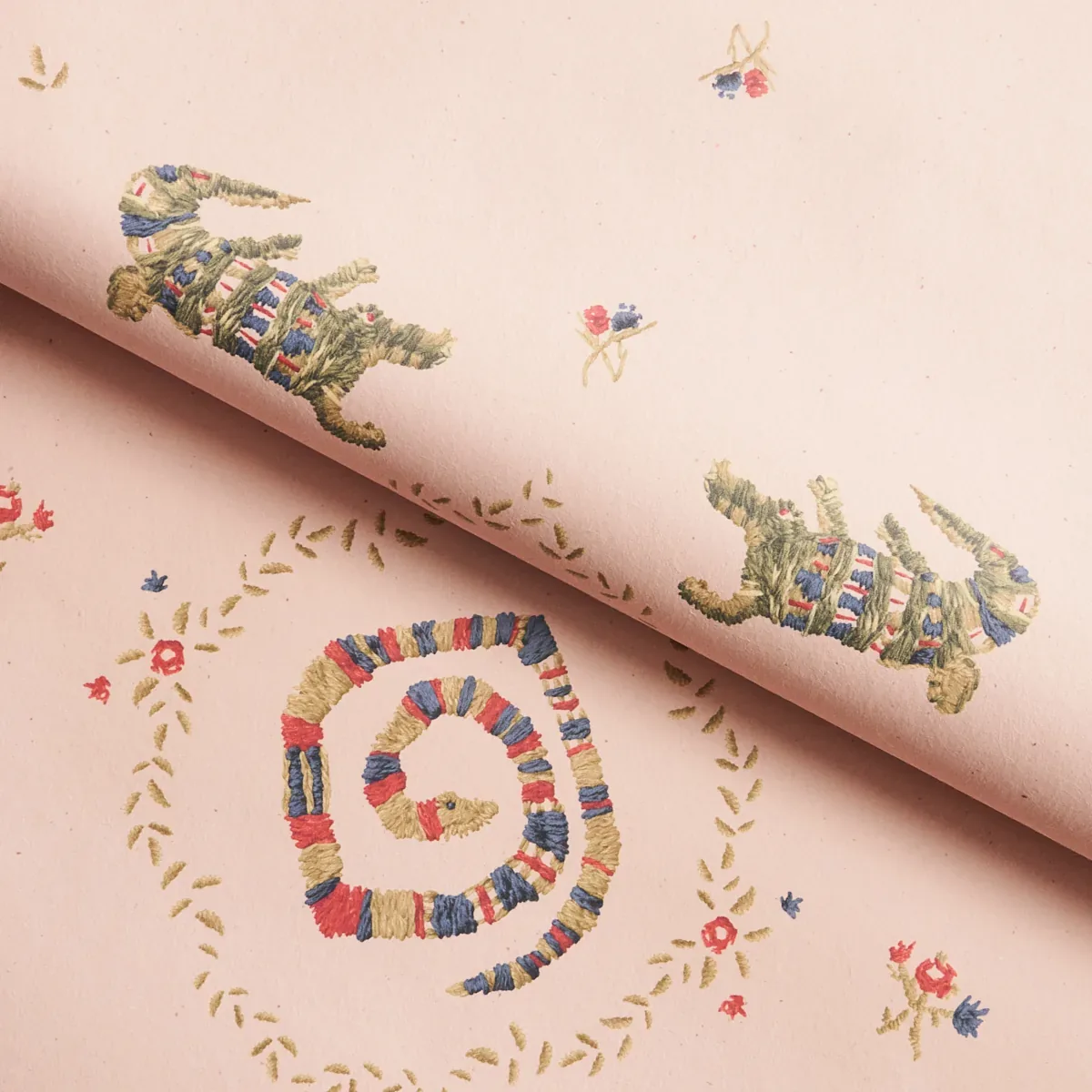REPTILIA - MUTED PINK Schumacher Wallpaper | Wallpaper Twins REPTILIA MUTED PINK Schumacher Wallpaper wallpaper - SKU 5014192