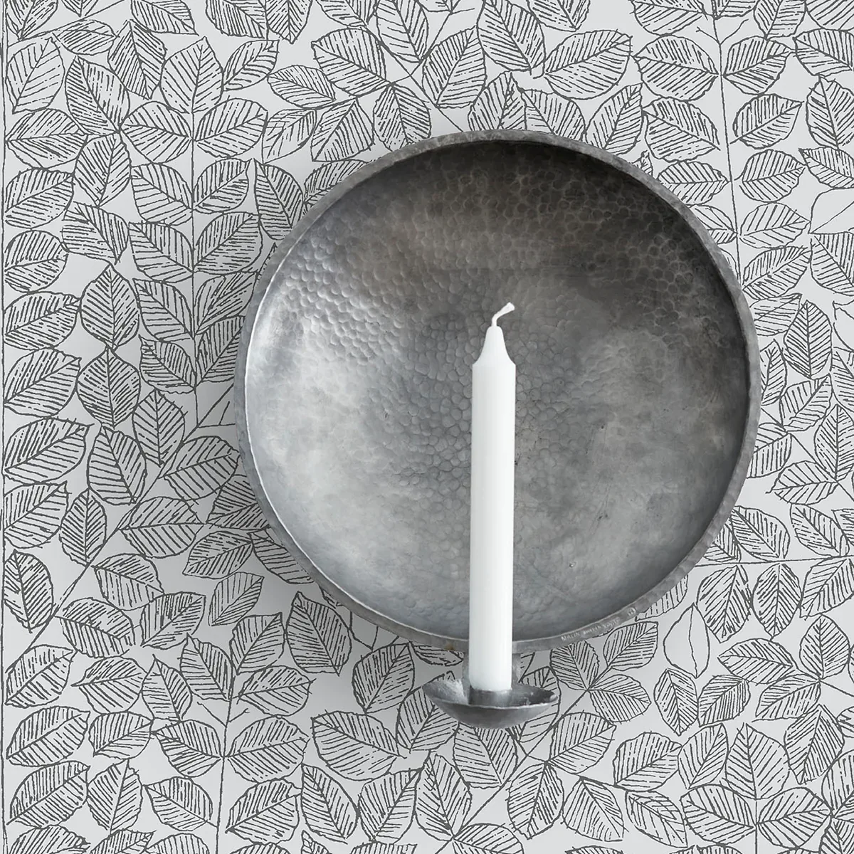 ROMANS - BLACK Schumacher Wallpaper | Wallpaper Twins ROMANS BLACK Schumacher Wallpaper wallpaper - SKU 1766