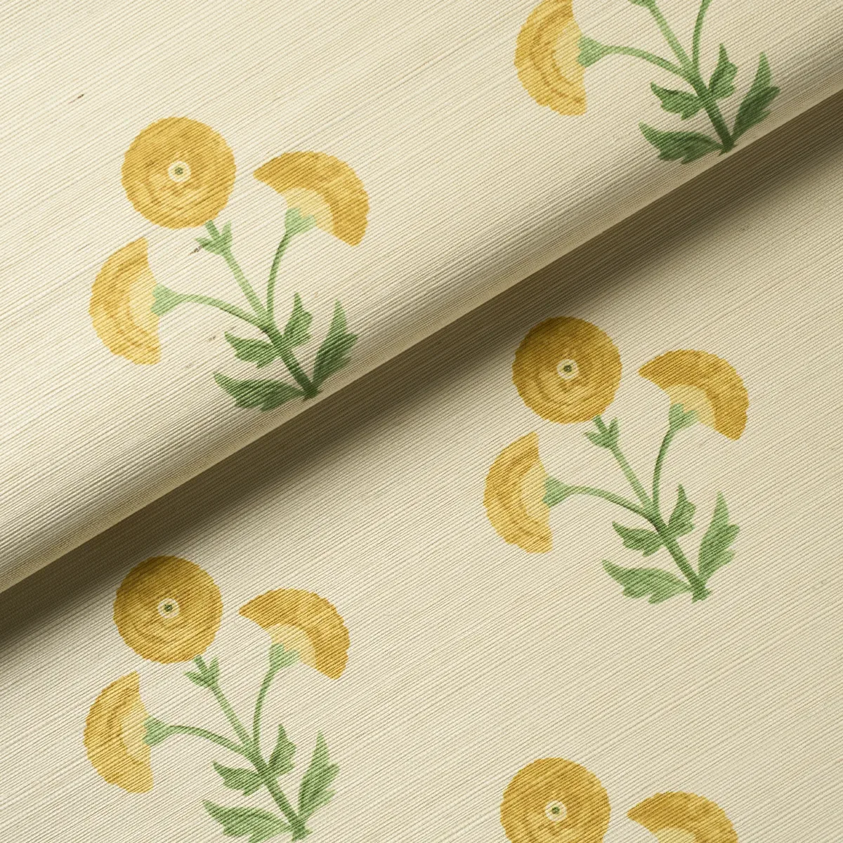 SARANDA FLOWER SISAL - MARIGOLD Schumacher Wallpaper | Wallp SARANDA FLOWER SISAL MARIGOLD Schumacher Wallpaper wallpaper - SKU 5016670