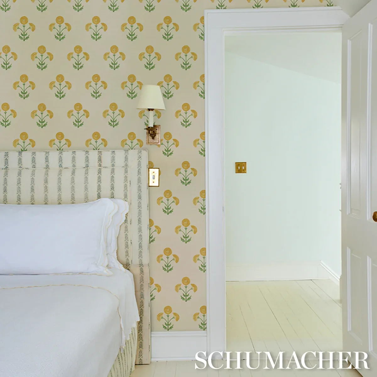 SARANDA FLOWER SISAL - MARIGOLD Schumacher Wallpaper | Wallp SARANDA FLOWER SISAL MARIGOLD Schumacher Wallpaper wallpaper - SKU 5016670