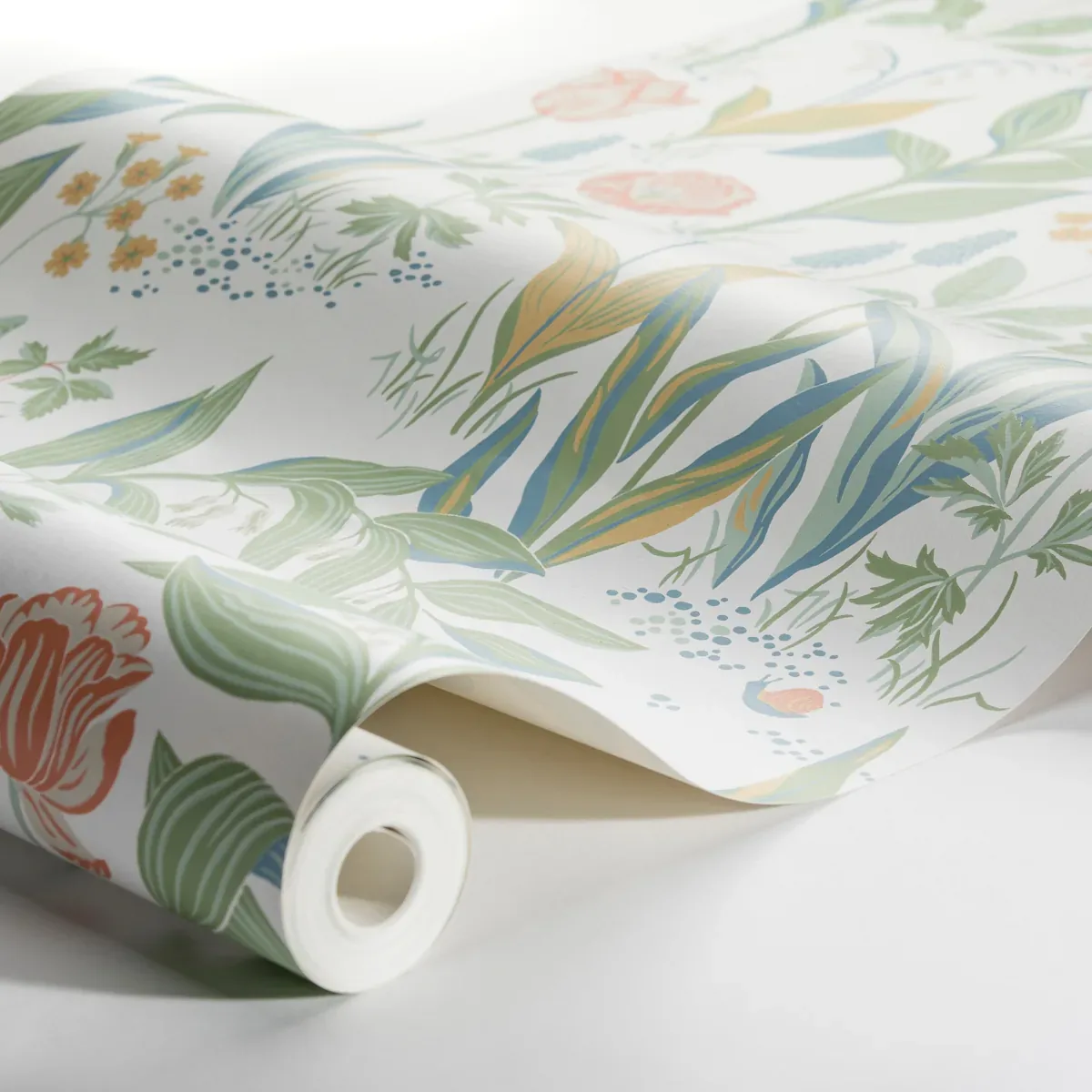 SPRING GARDEN IVORY MULTI Schumacher Wallpaper wallpaper - SKU 7218