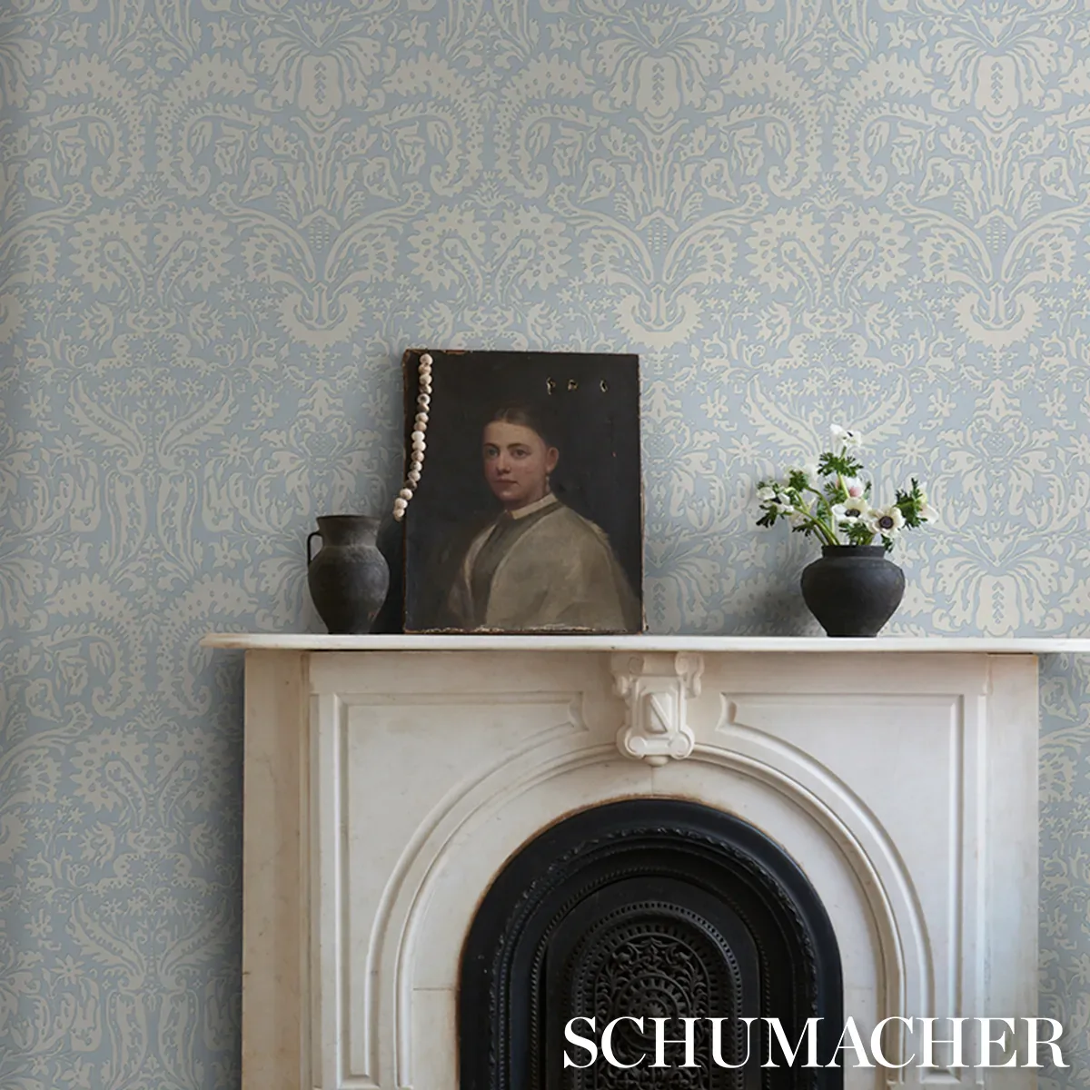 SUFFOLK DAMASK - BLUE Schumacher Wallpaper | Wallpaper Twins SUFFOLK DAMASK BLUE Schumacher Wallpaper wallpaper - SKU 5017721