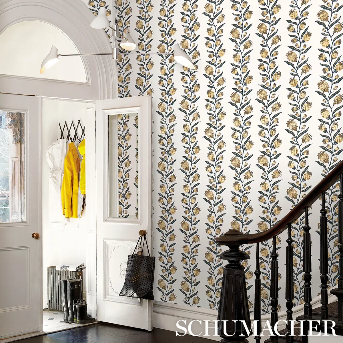 THISTLE VINE - BLACK & GOLD Schumacher Wallpaper | Wallpaper THISTLE VINE BLACK & GOLD Schumacher Wallpaper wallpaper - SKU 5015481