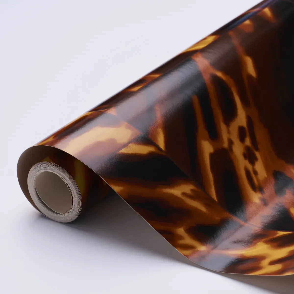 TORTOISE SHELL NATURAL Schumacher Wallpaper wallpaper - SKU 5015370