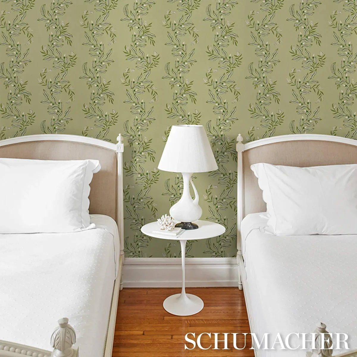 VAGARY VINES HONEYDEW Schumacher Wallpaper wallpaper - SKU 5016970