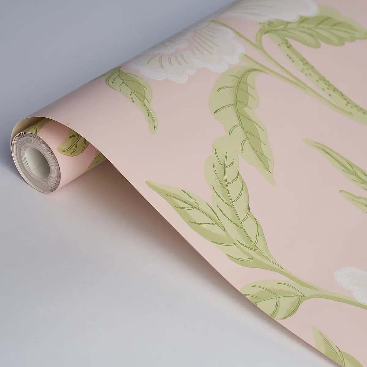 WHITNEY FLORAL BLUSH Schumacher Wallpaper wallpaper - SKU 5004386