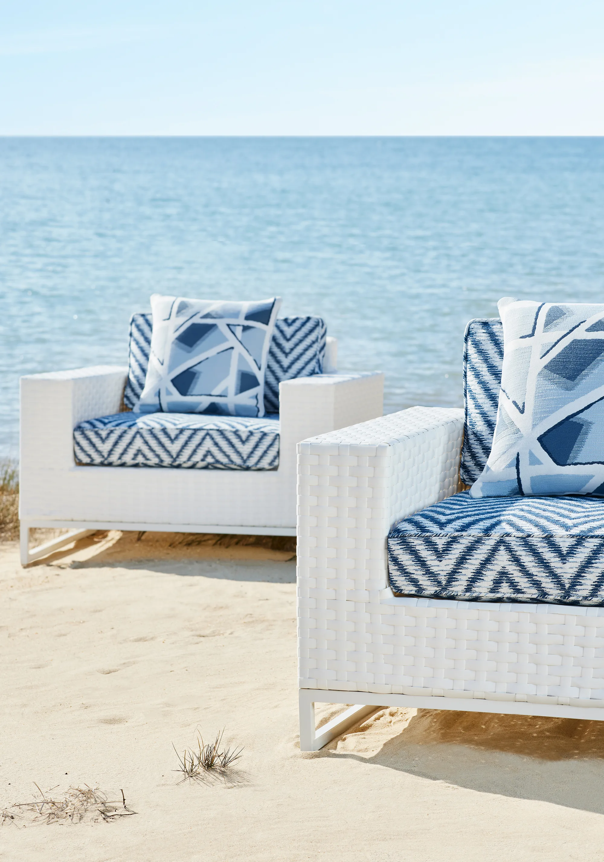 Thibaut Aliso in Navy (W8819)