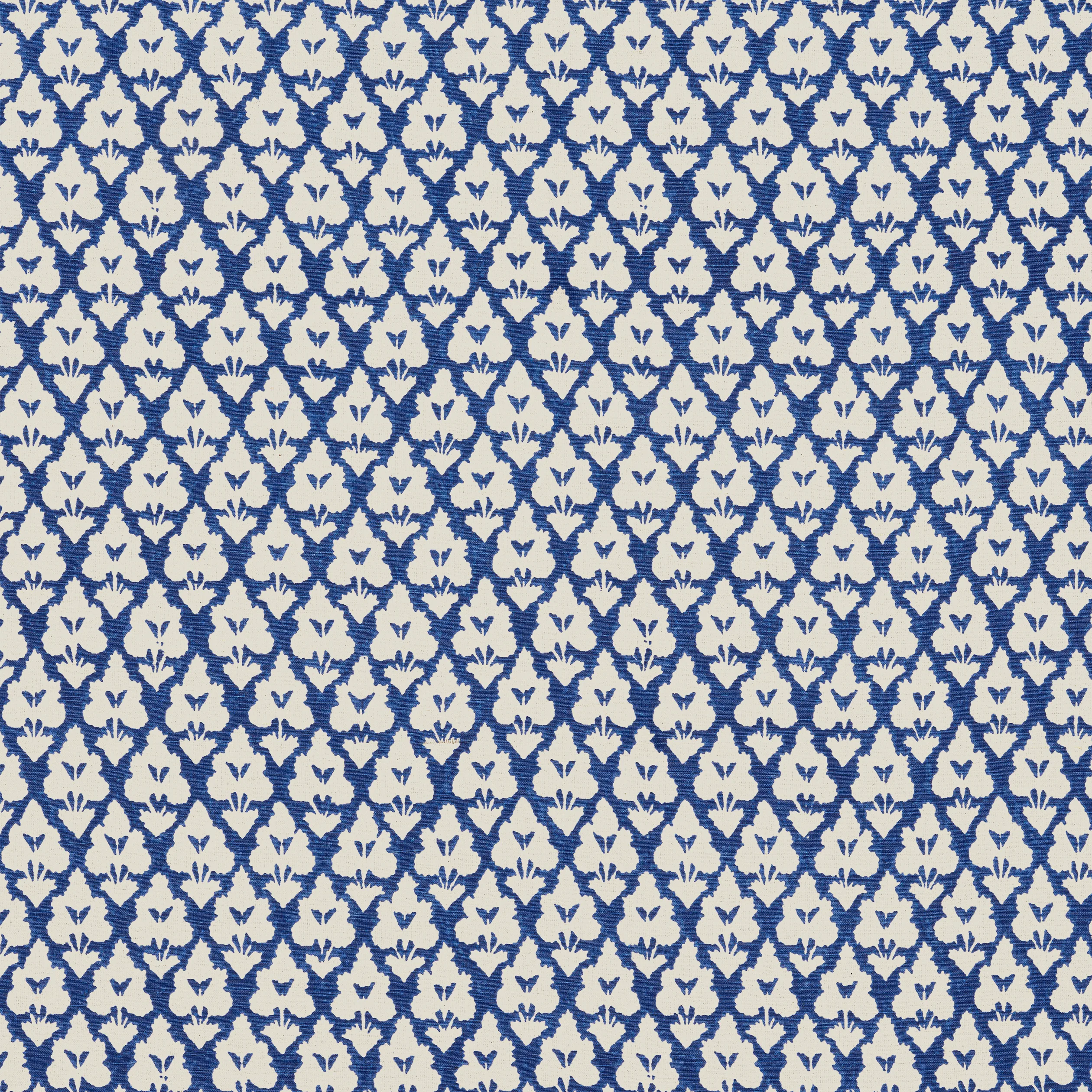 F910833 | Arboreta – Navy