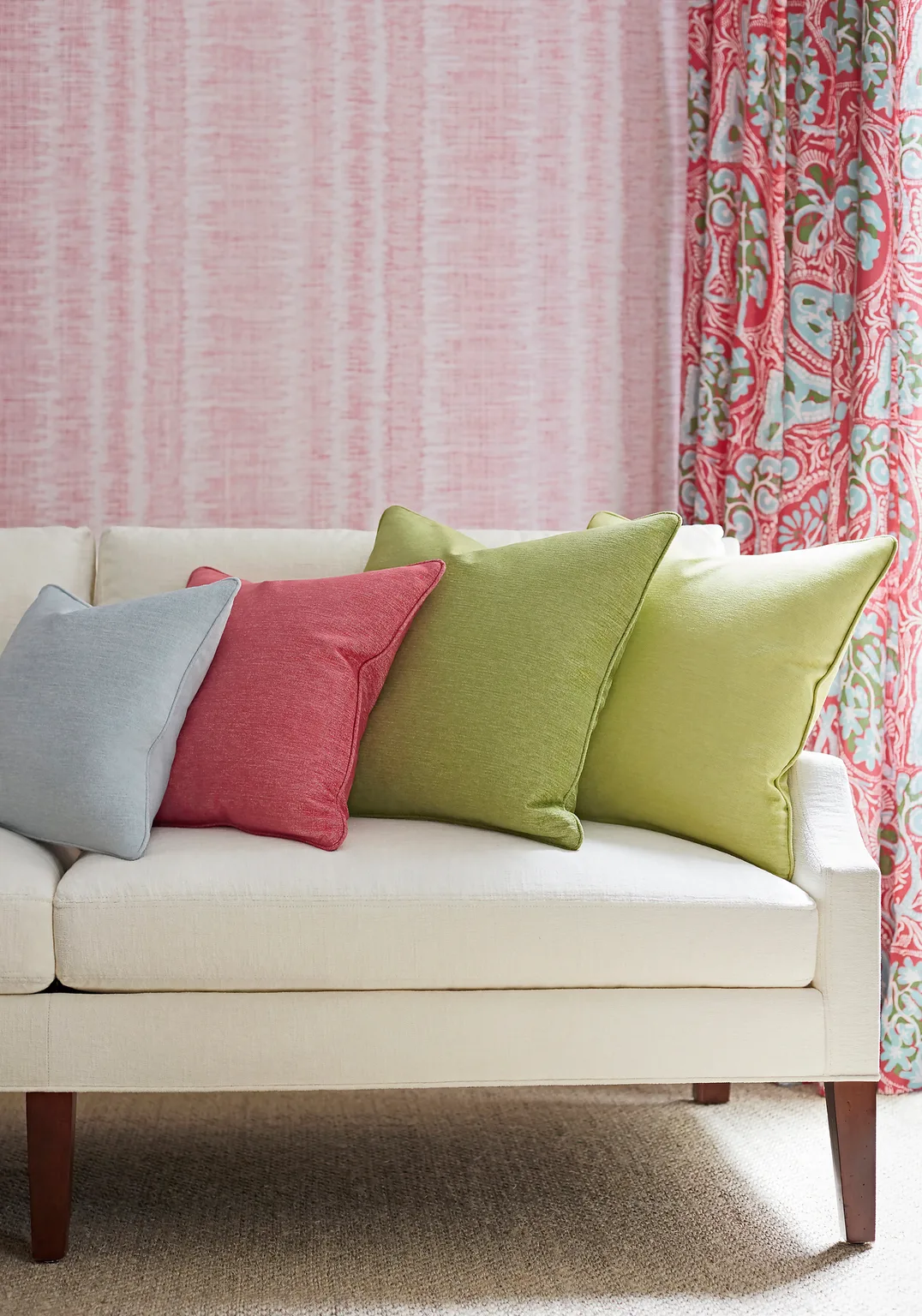 Thibaut Aura in Ice Blue (W80239)