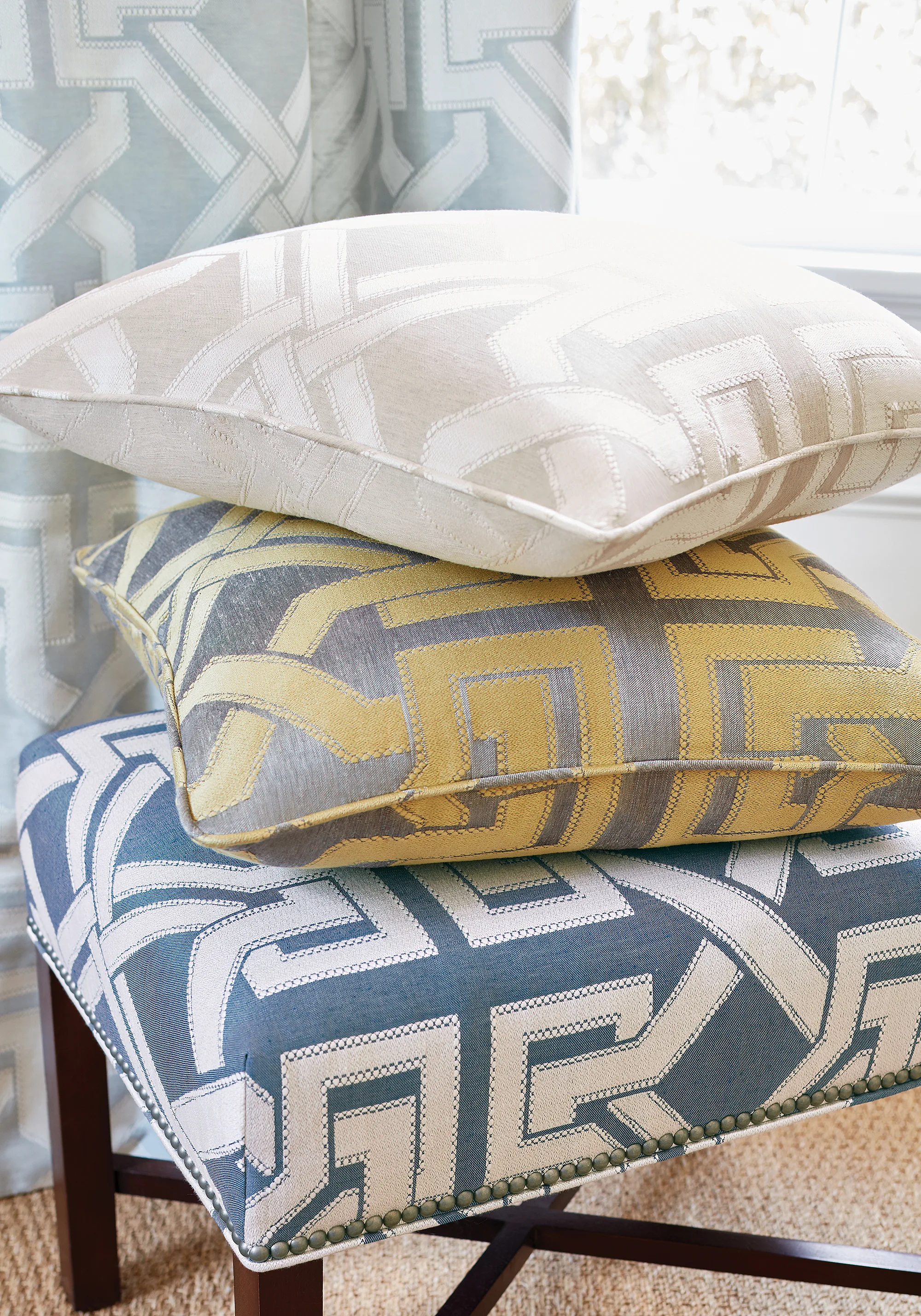Thibaut Benedetto in Aqua (W772580)