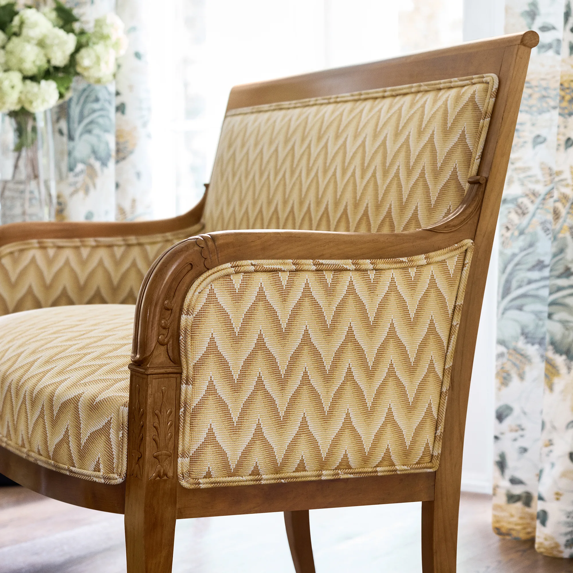 Anna French Bergaz in Soft Gold (AW9232)