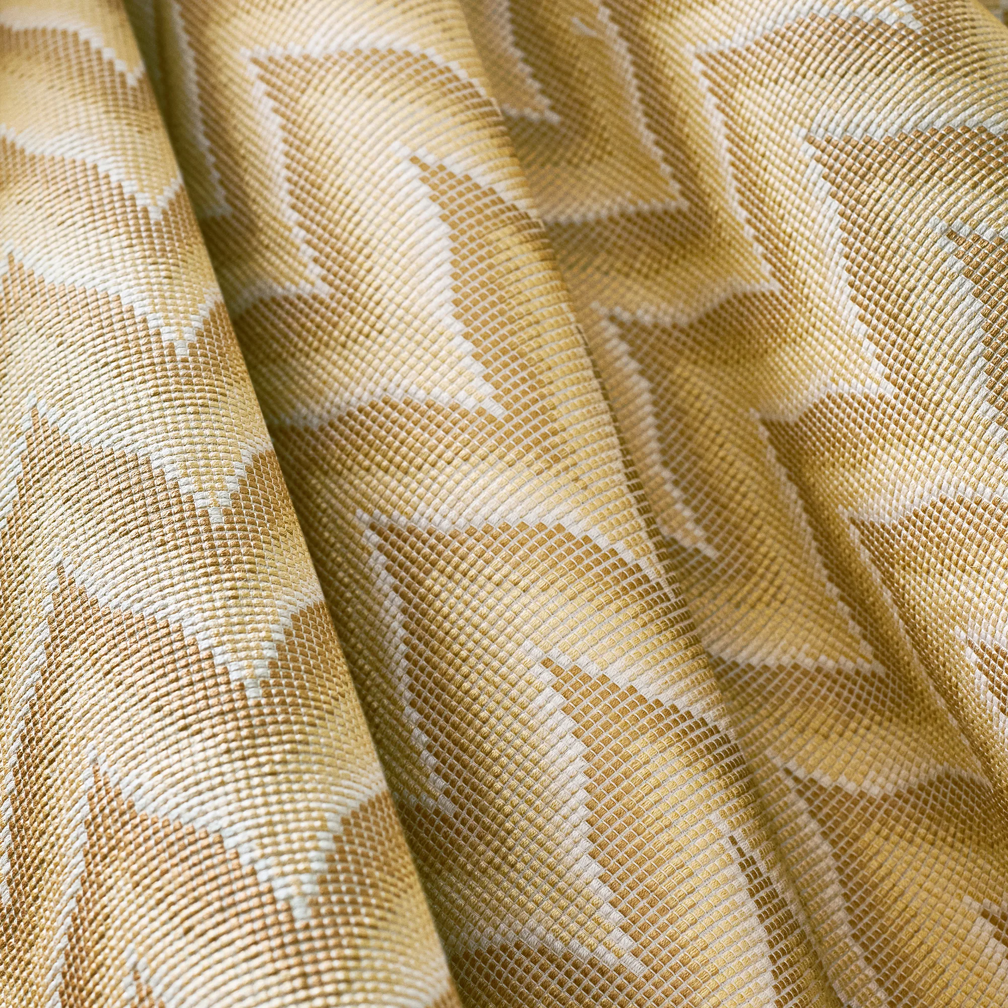 Anna French Bergaz in Soft Gold (AW9232)