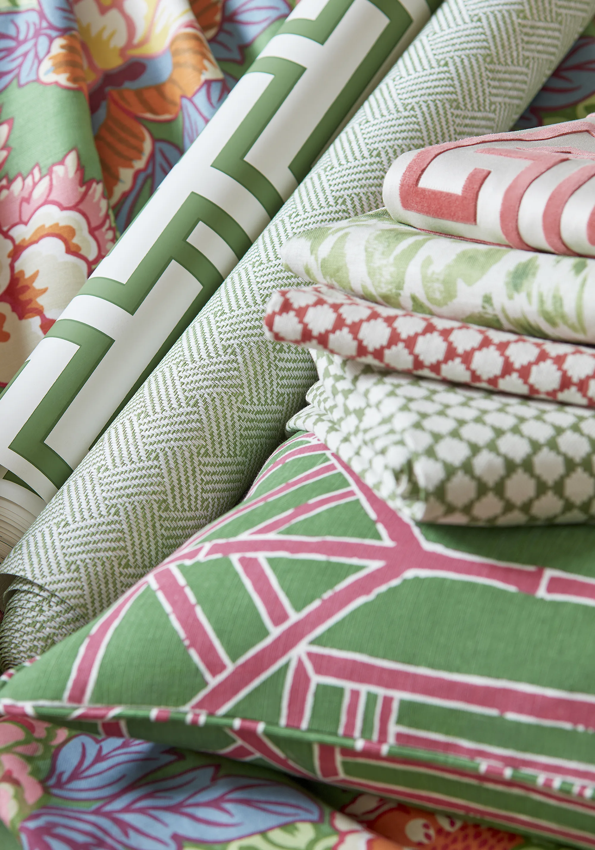 Thibaut Bijou in Green (W775452)