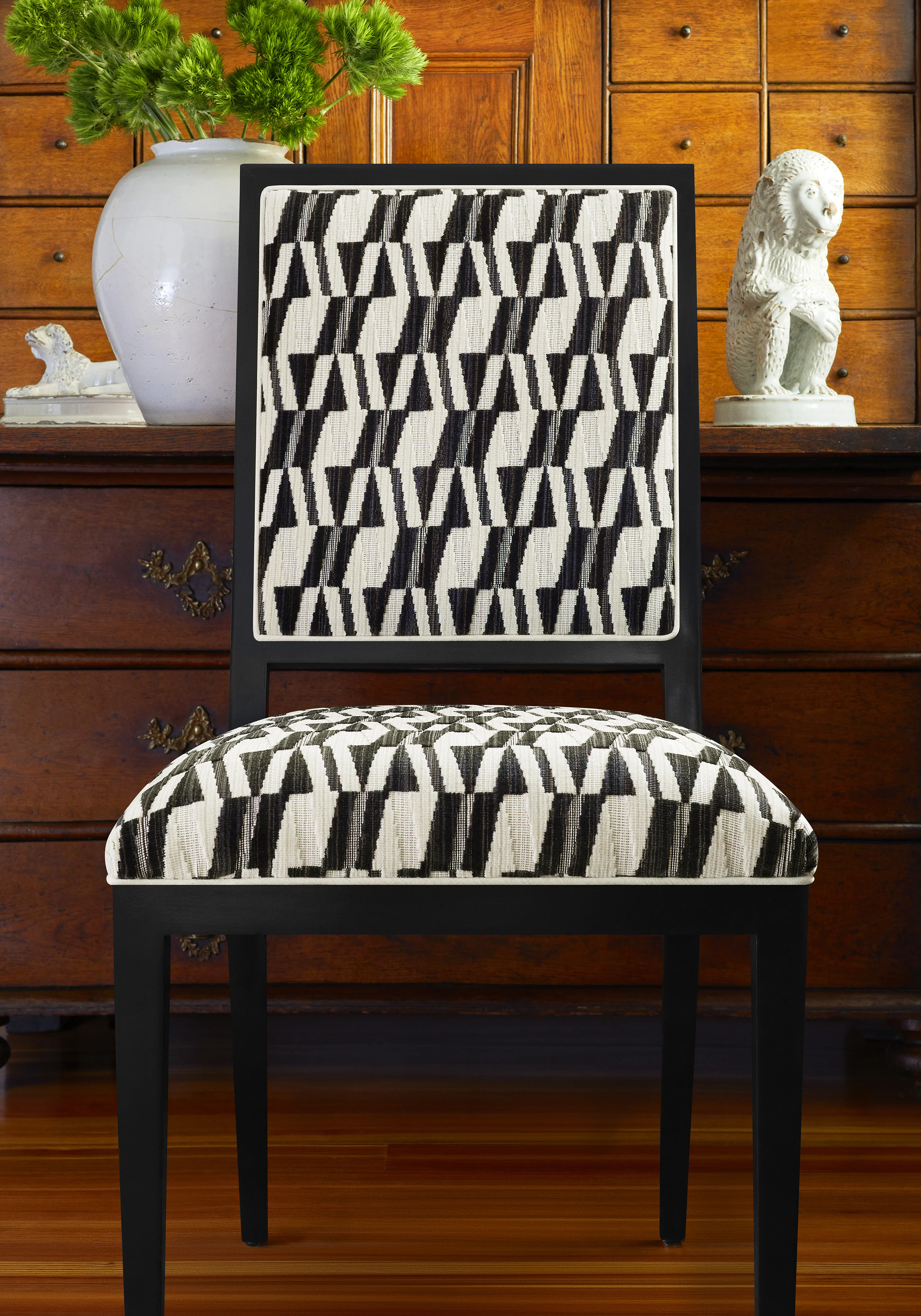 Thibaut Bossa Nova Velvet in Midnight (W72813)