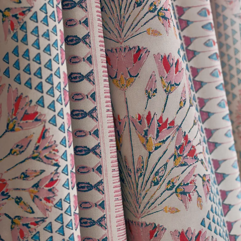 Anna French Cairo in Pink and Coral (AF9625)