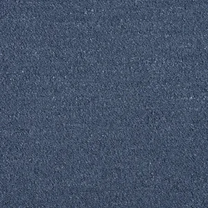 Thibaut Capra in Marine (W8590)