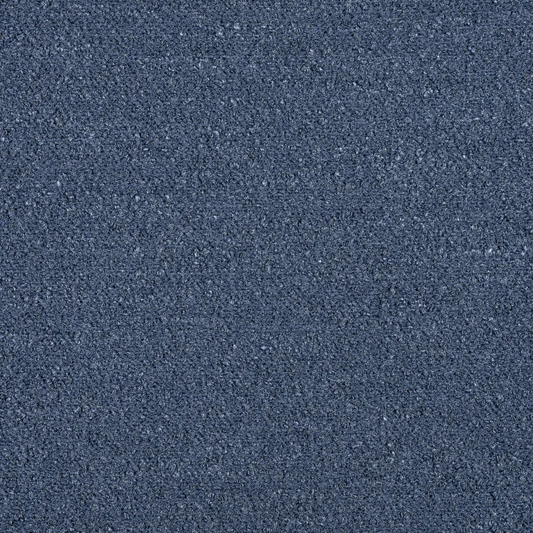 Thibaut Capra in Marine (W8590)