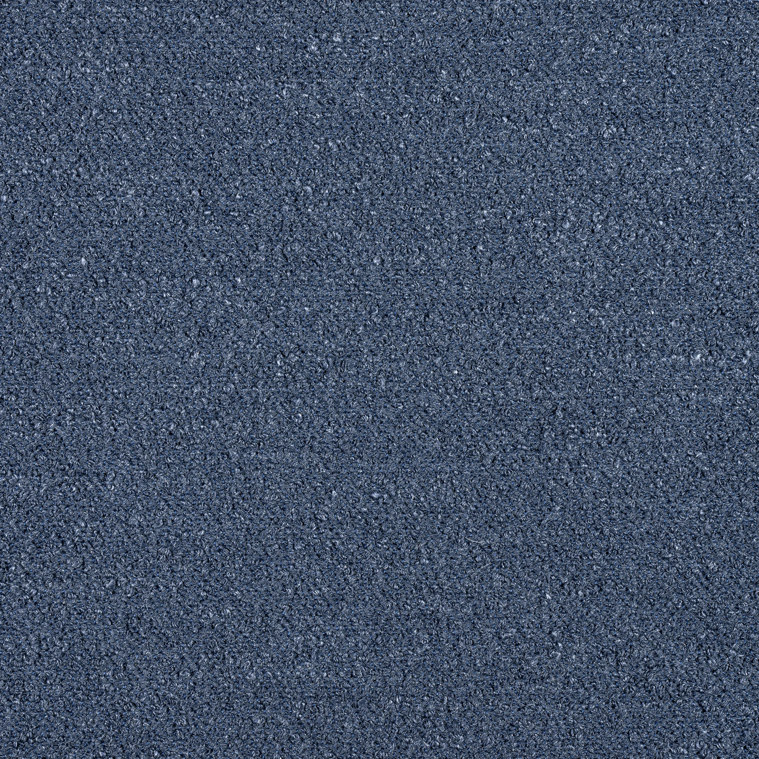 Thibaut Capra in Marine (W8590)