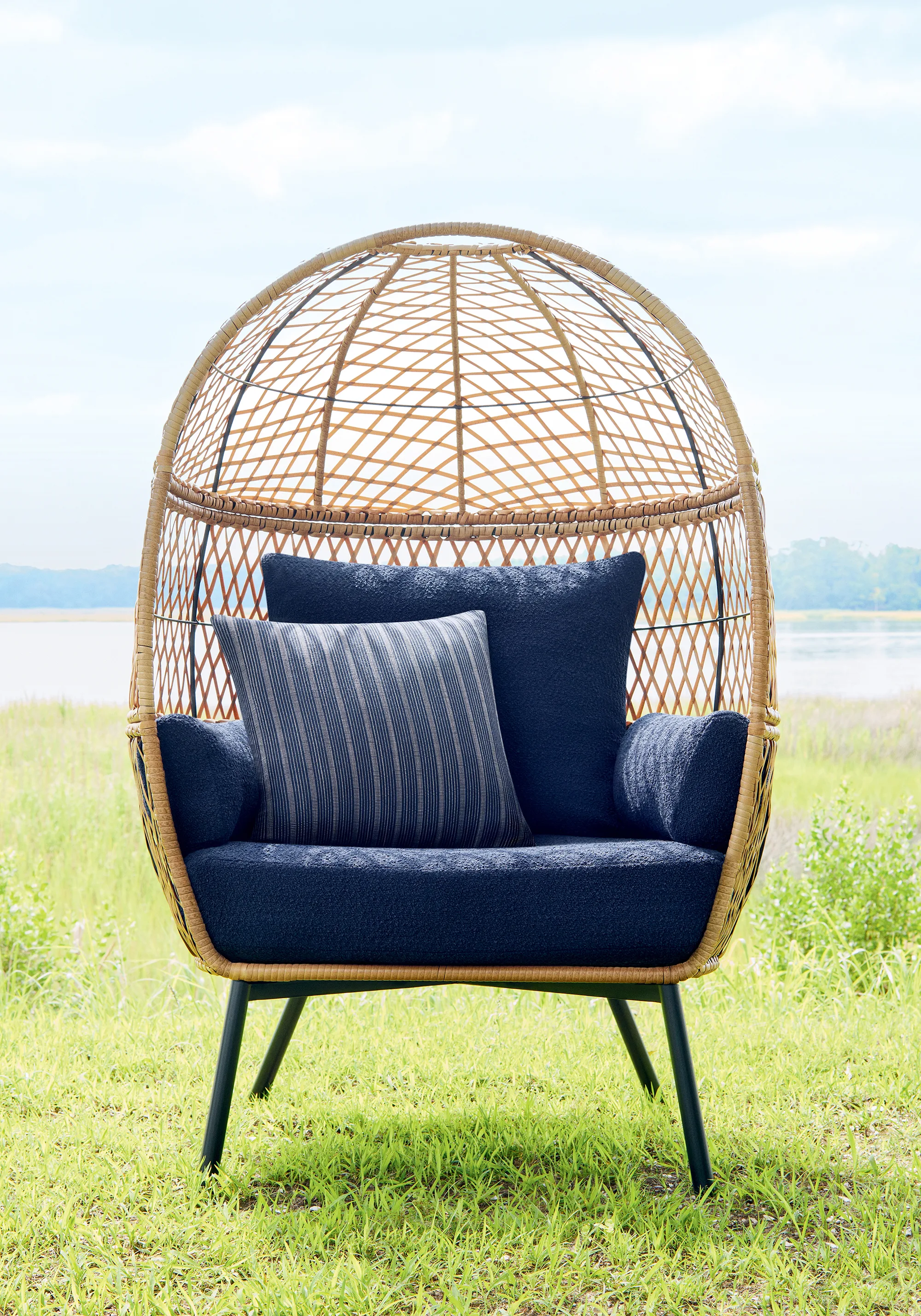 Thibaut Capra in Navy (W8591)