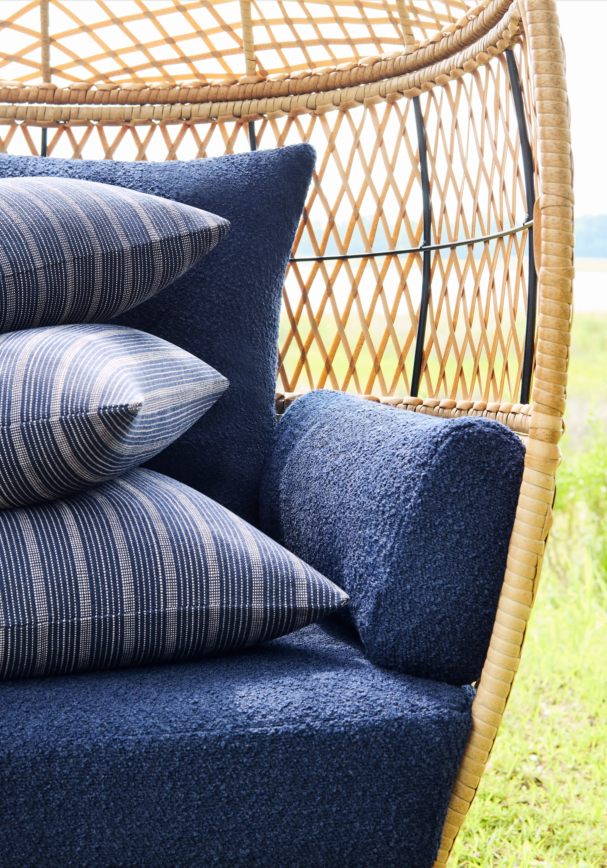 Thibaut Capra in Navy (W8591)