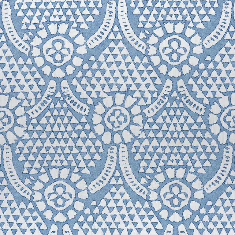Thibaut Chamomile in Blue and White (F914314)