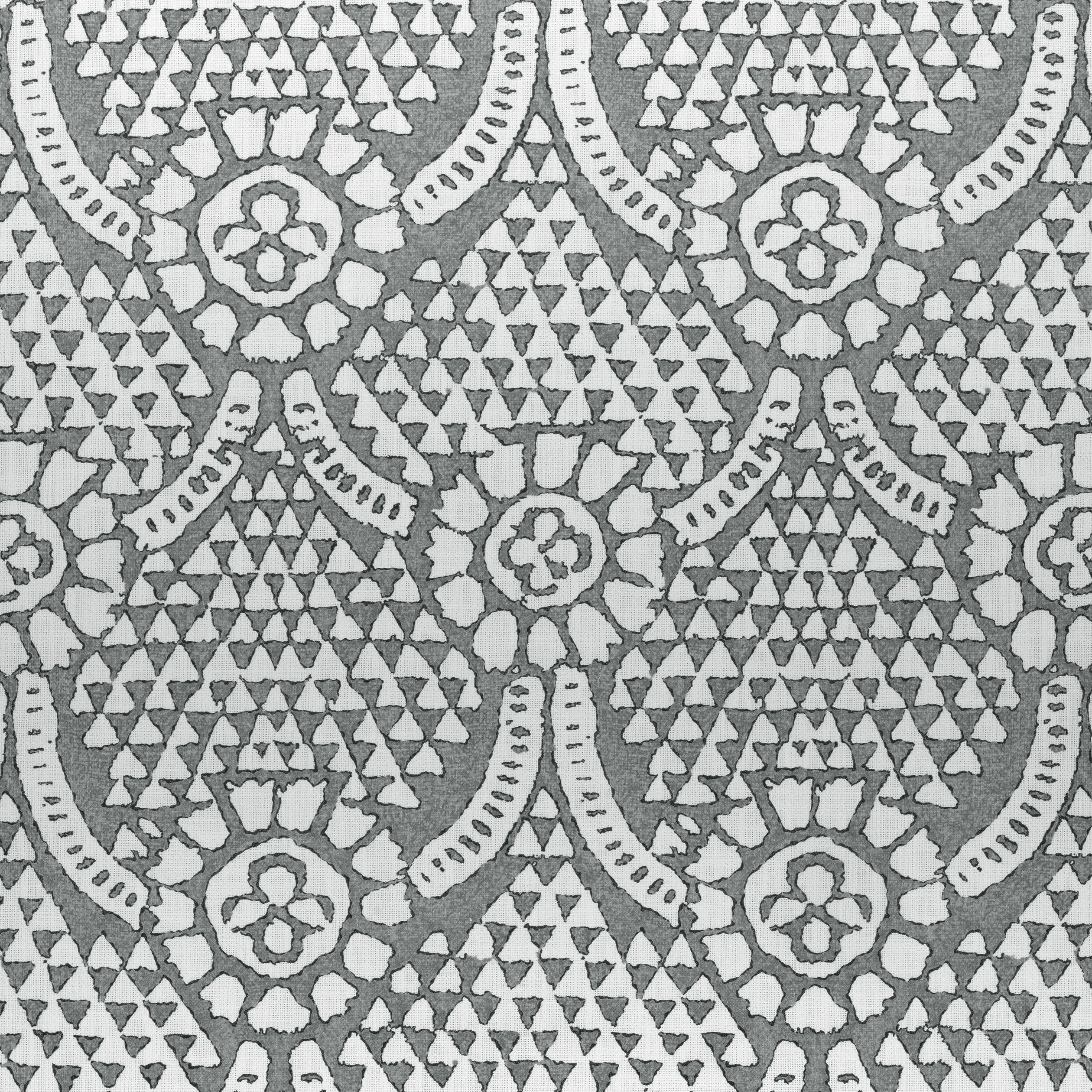 F914317 | Chamomile – Grey