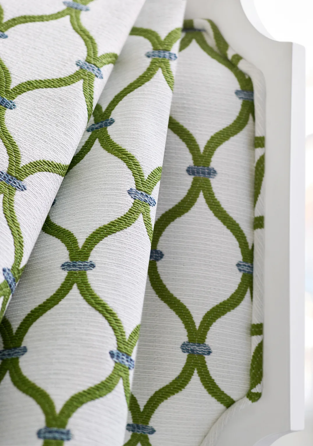 Thibaut Chandler in Leaf (W81936)