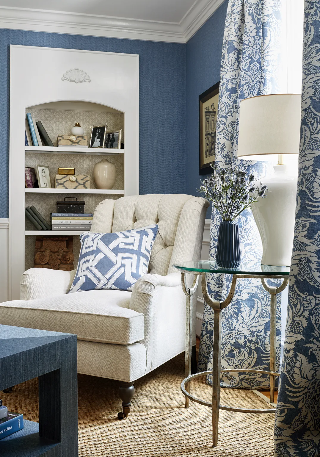 Thibaut Chardonnet Damask in Navy (F972583)