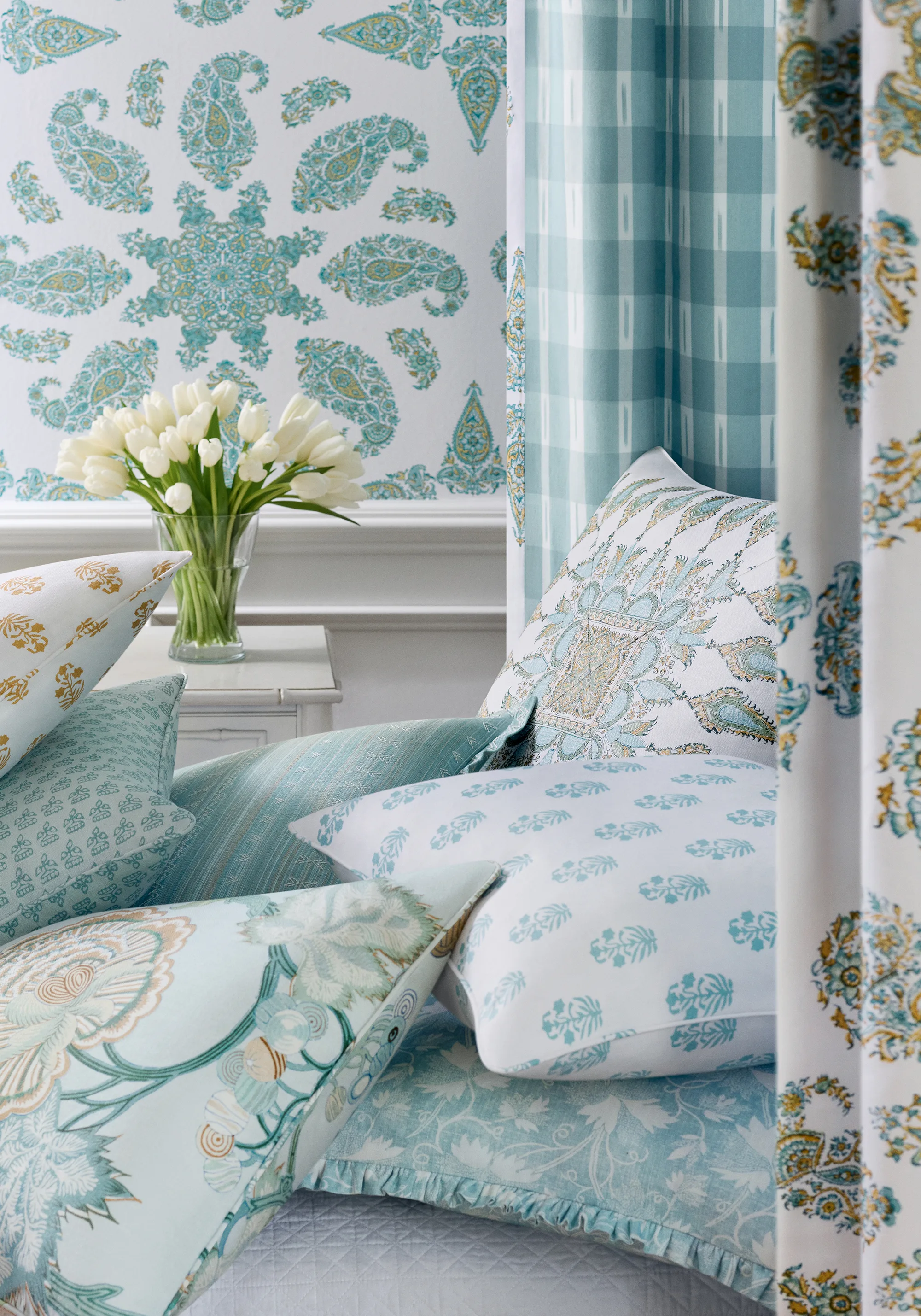 Thibaut Charter Stripe Embroidery in Seaglass (W736455)
