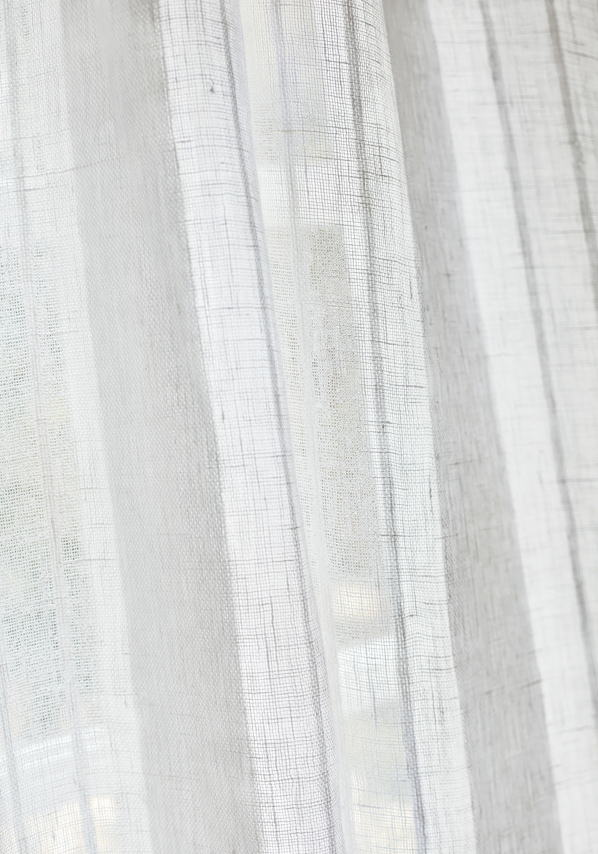 Thibaut Crystal Stripe in Ivory (W72916)