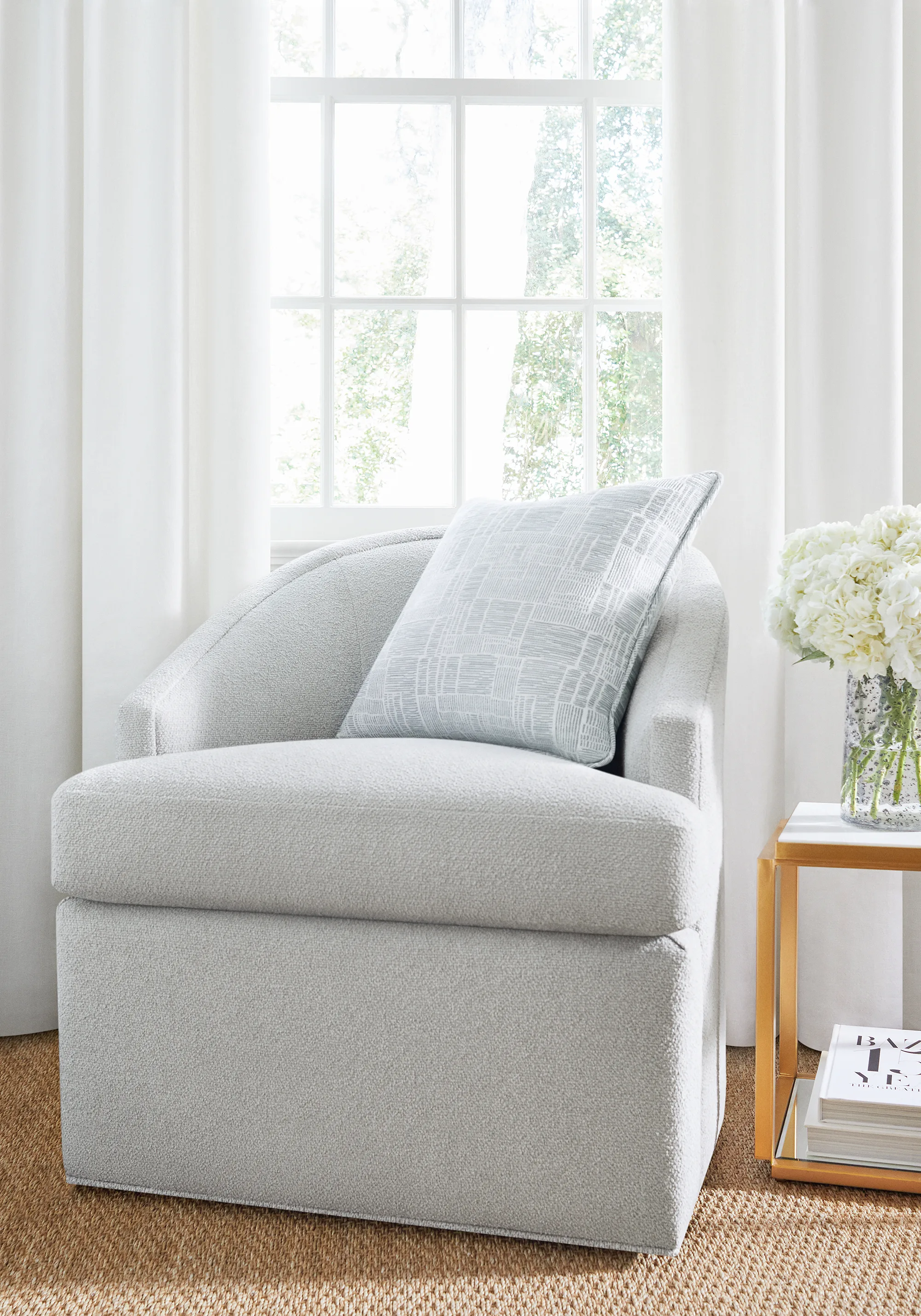 Thibaut Dolcetto in Platinum (W8138)