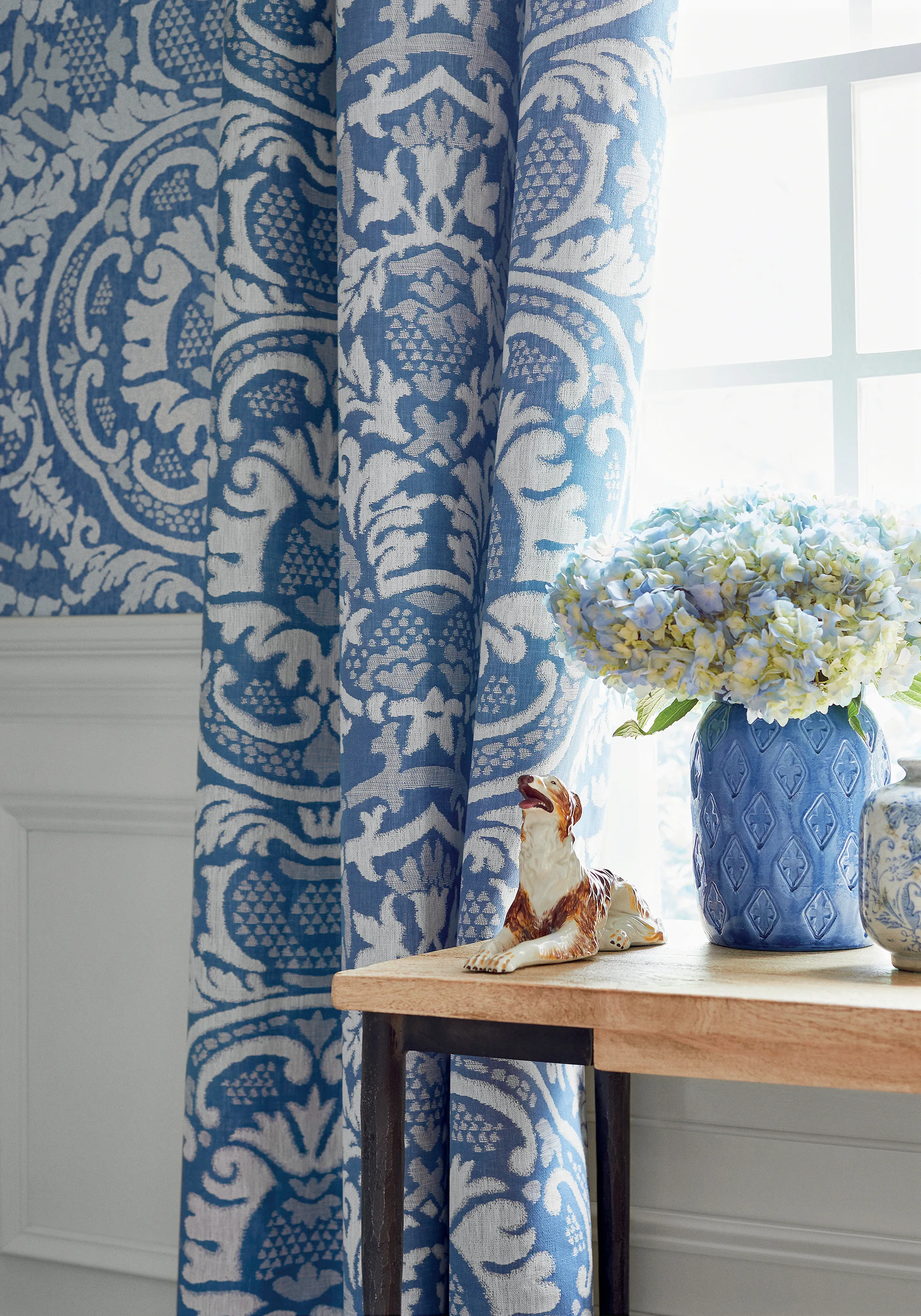Thibaut Earl Damask in Blue (W710837)