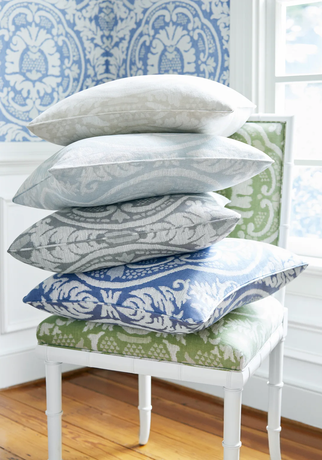 Thibaut Earl Damask in Charcoal (W710840)