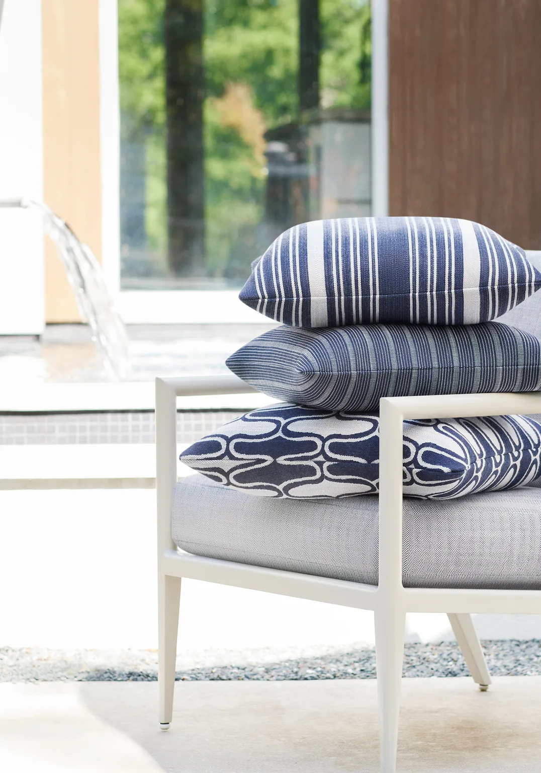 Thibaut Ebro Stripe in Navy (W8511)
